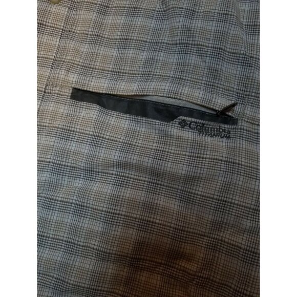 Columbia Titanium Men Plaid Button-Up Short Sleeve Shirt Large Beige Lightweight - Picture 7 of 8
